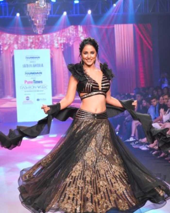 hina_khan 5
